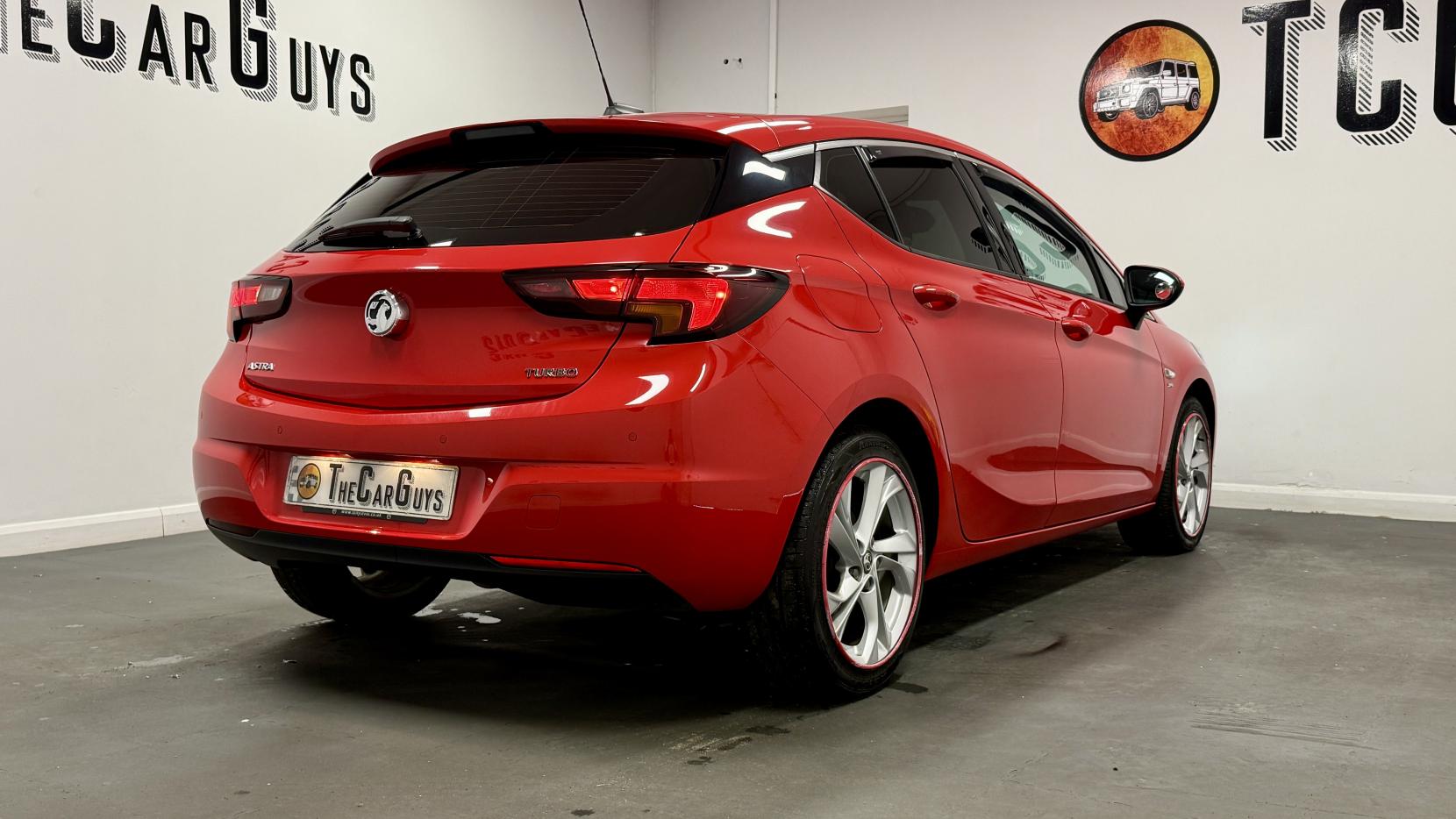 Vauxhall Astra 1.4i Turbo SRi Hatchback 5dr Petrol Auto Euro 6 (s/s) (150 ps)
