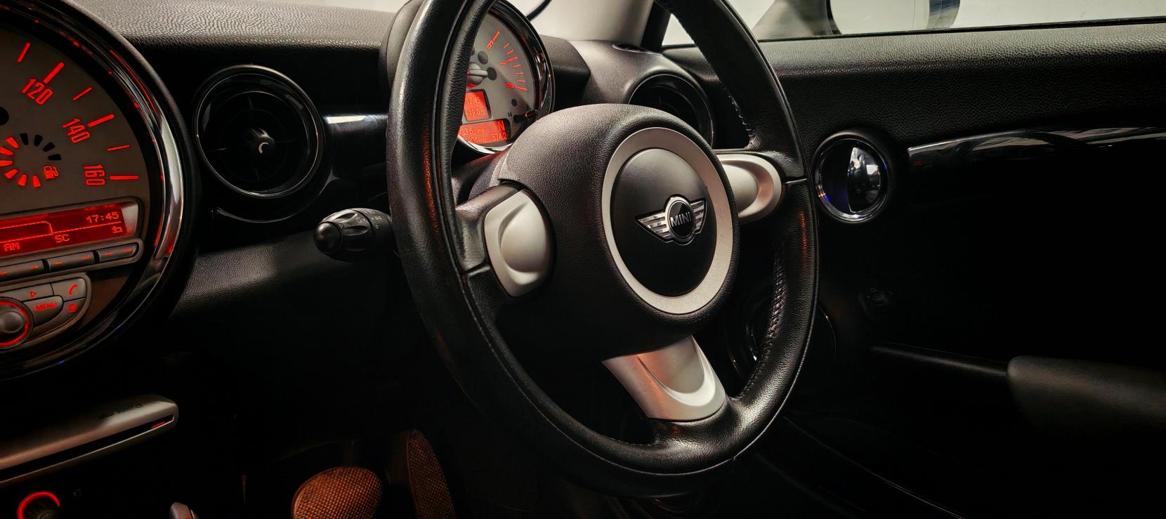 MINI Clubman 1.6 Cooper Estate 5dr Petrol Steptronic Euro 4 (120 ps)