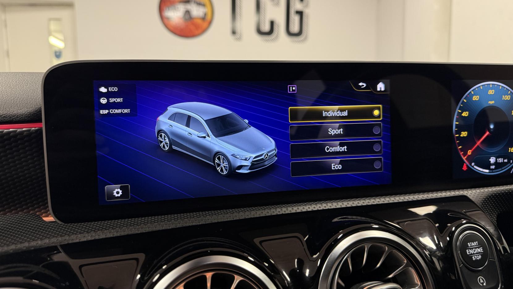 Mercedes-Benz A Class 2.0 A200d Sport (Premium) Hatchback 5dr Diesel 8G-DCT Euro 6 (s/s) (150 ps)