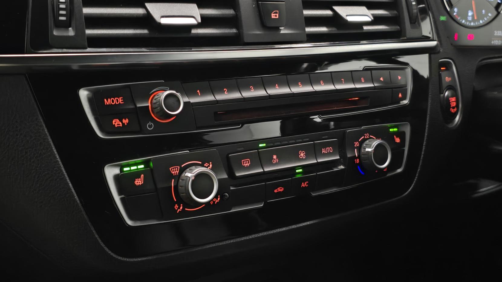 BMW 1 Series 2.0 120i M Sport Shadow Edition Hatchback 3dr Petrol Auto Euro 6 (s/s) (184 ps)