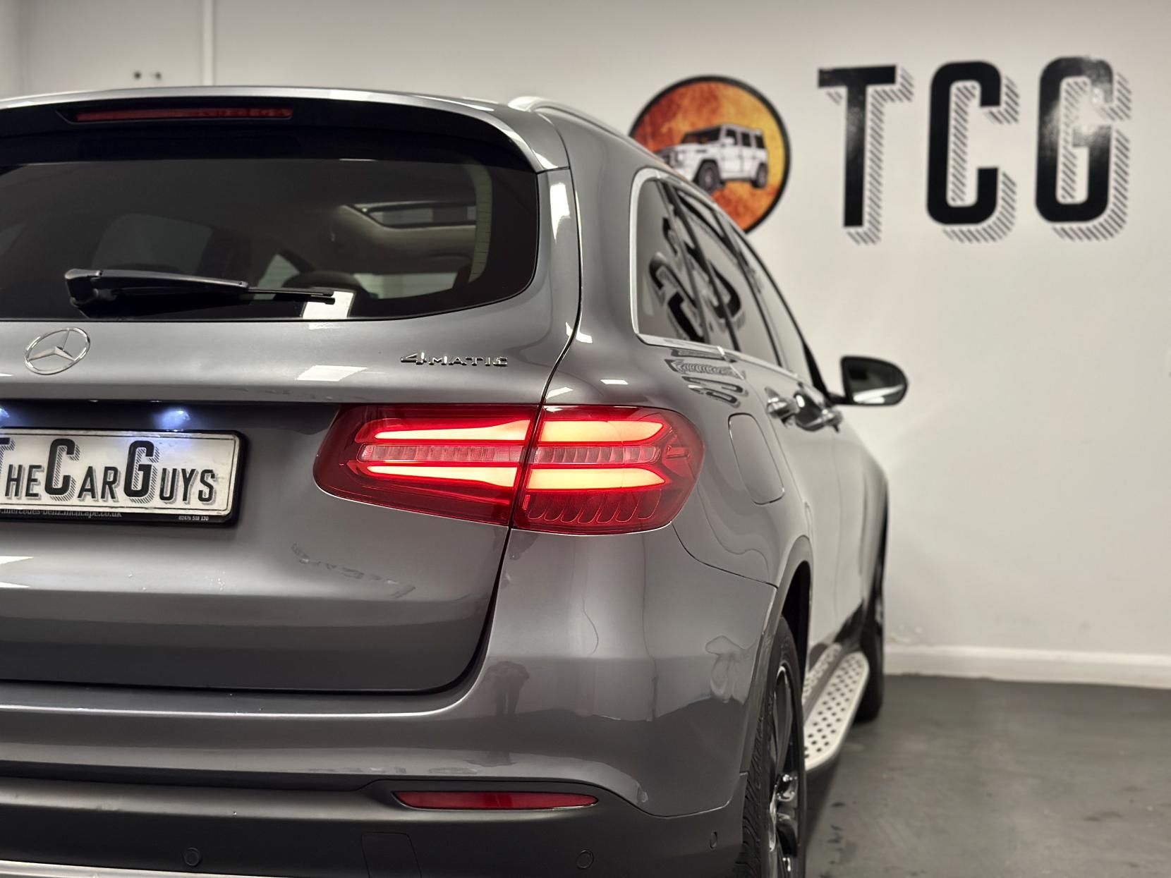 Mercedes-Benz GLC 2.1 GLC220d Sport (Premium) SUV 5dr Diesel G-Tronic+ 4MATIC Euro 6 (s/s) (170 ps)