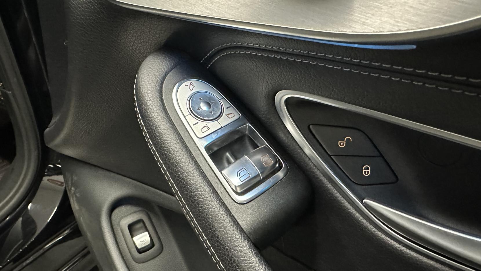 Mercedes-Benz C Class 2.1 C220d AMG Line (Premium Plus) Coupe 2dr Diesel G-Tronic+ Euro 6 (s/s) (170 ps)