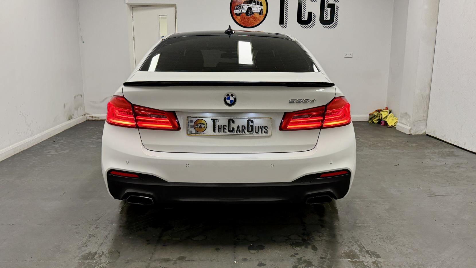 BMW 5 Series 3.0 530d M Sport Saloon 4dr Diesel Auto Euro 6 (s/s) (265 ps)