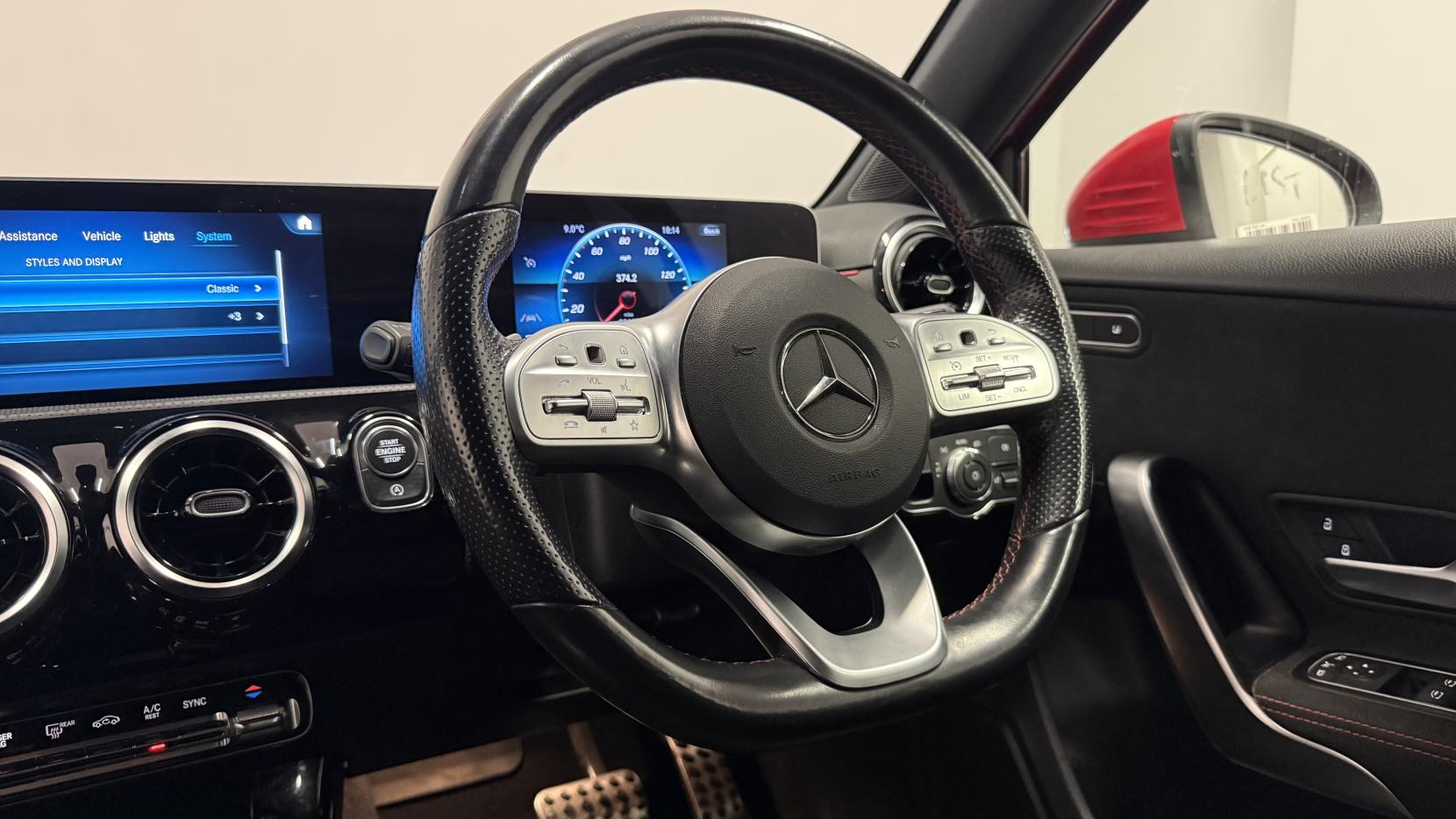 Mercedes-Benz A Class 1.5 A180d AMG Line (Executive) Hatchback 5dr Diesel 7G-DCT Euro 6 (s/s) (116 ps)