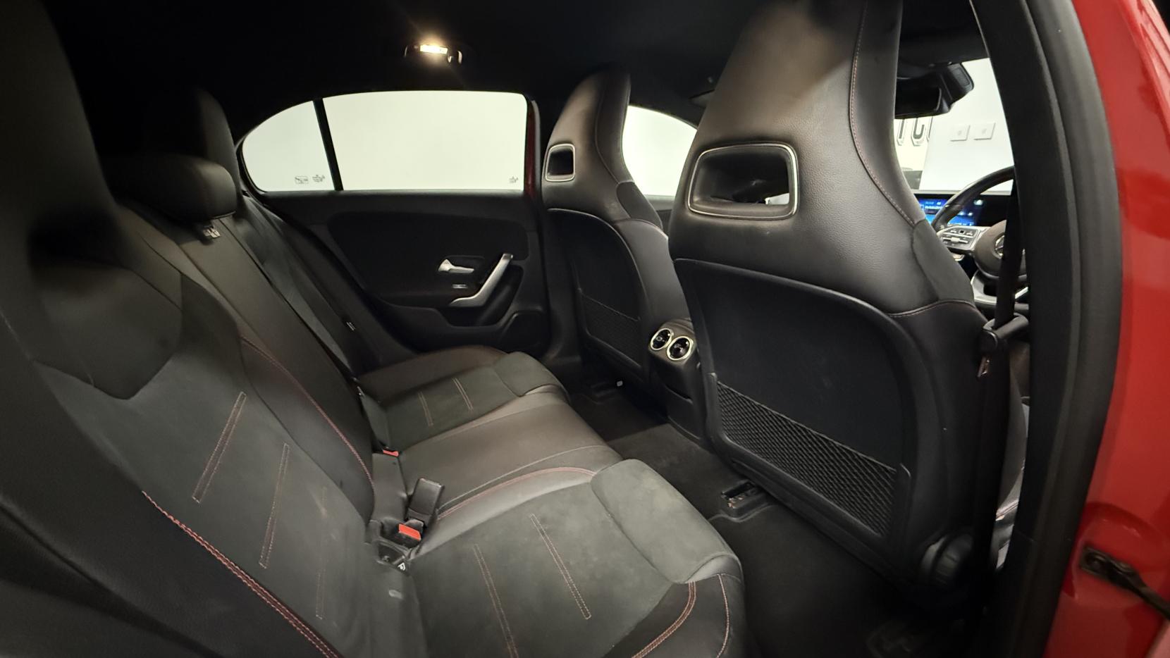 Mercedes-Benz A Class 1.5 A180d AMG Line (Executive) Hatchback 5dr Diesel 7G-DCT Euro 6 (s/s) (116 ps)