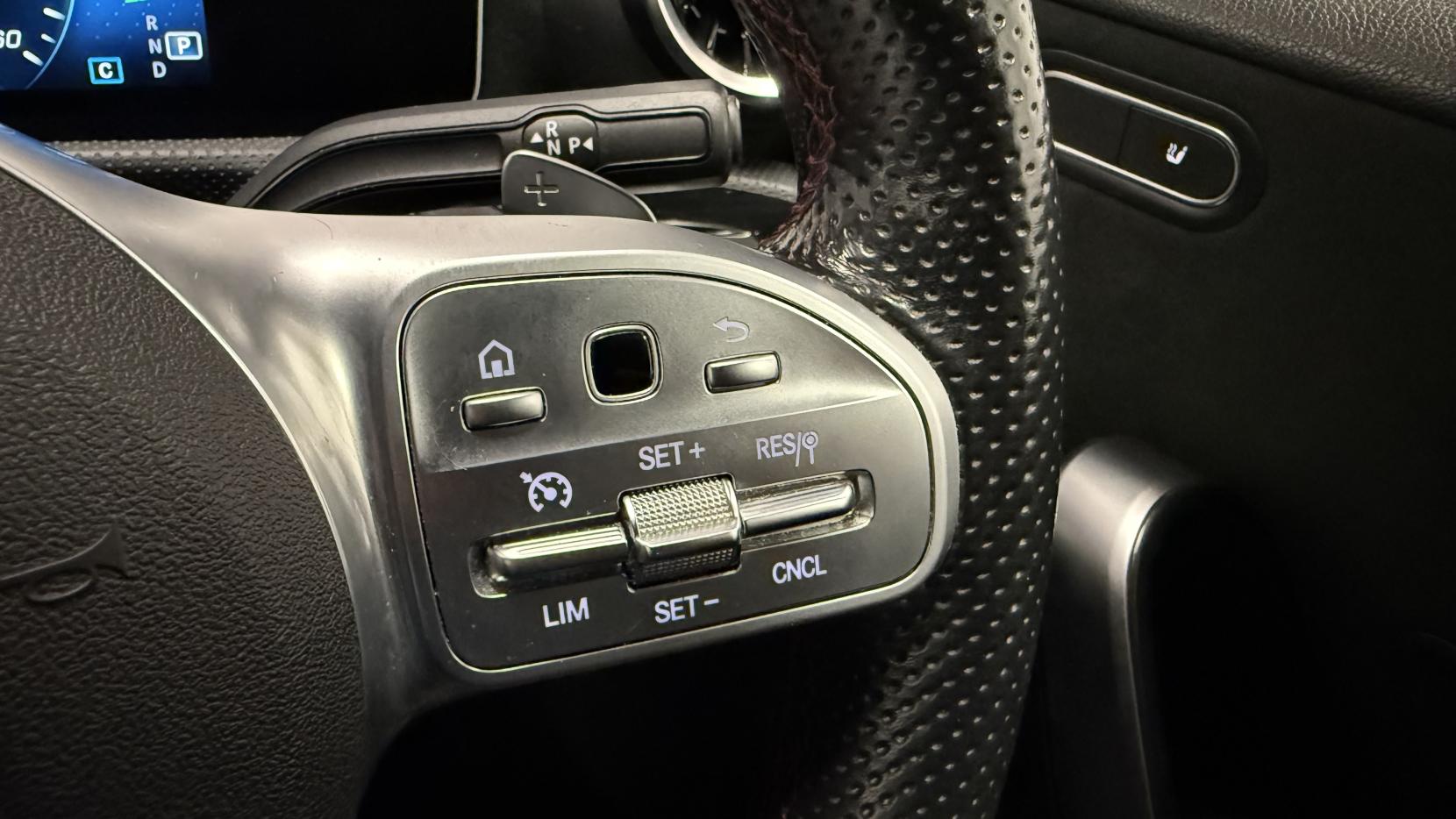 Mercedes-Benz A Class 1.5 A180d AMG Line (Executive) Hatchback 5dr Diesel 7G-DCT Euro 6 (s/s) (116 ps)