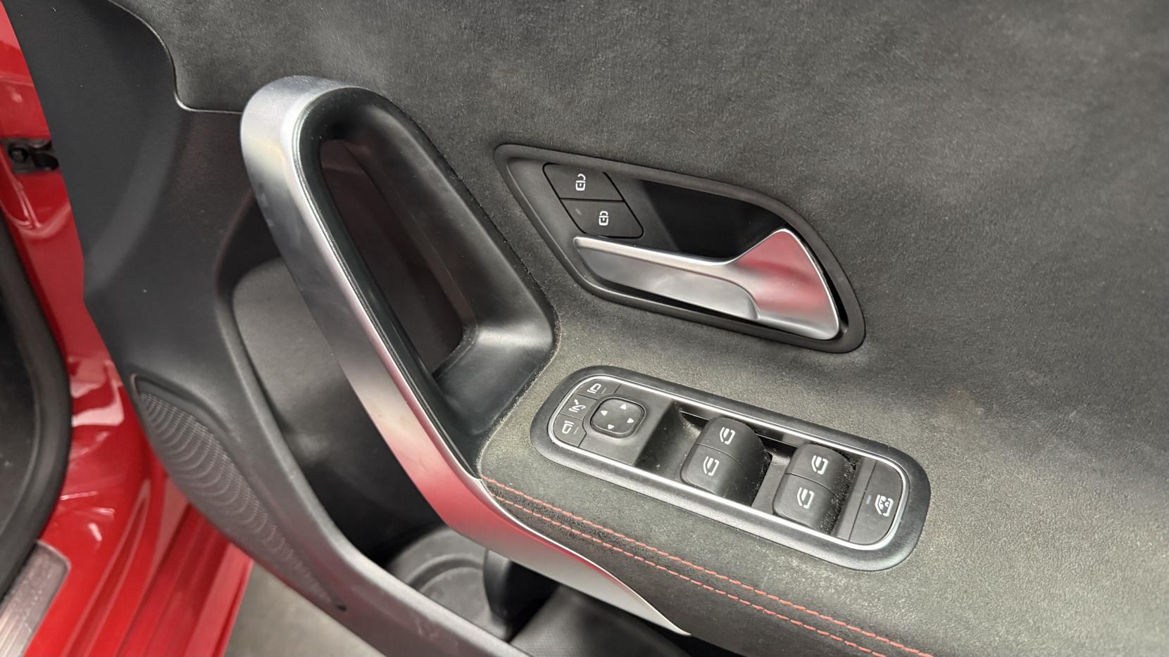 Mercedes-Benz A Class 1.5 A180d AMG Line (Executive) Hatchback 5dr Diesel 7G-DCT Euro 6 (s/s) (116 ps)