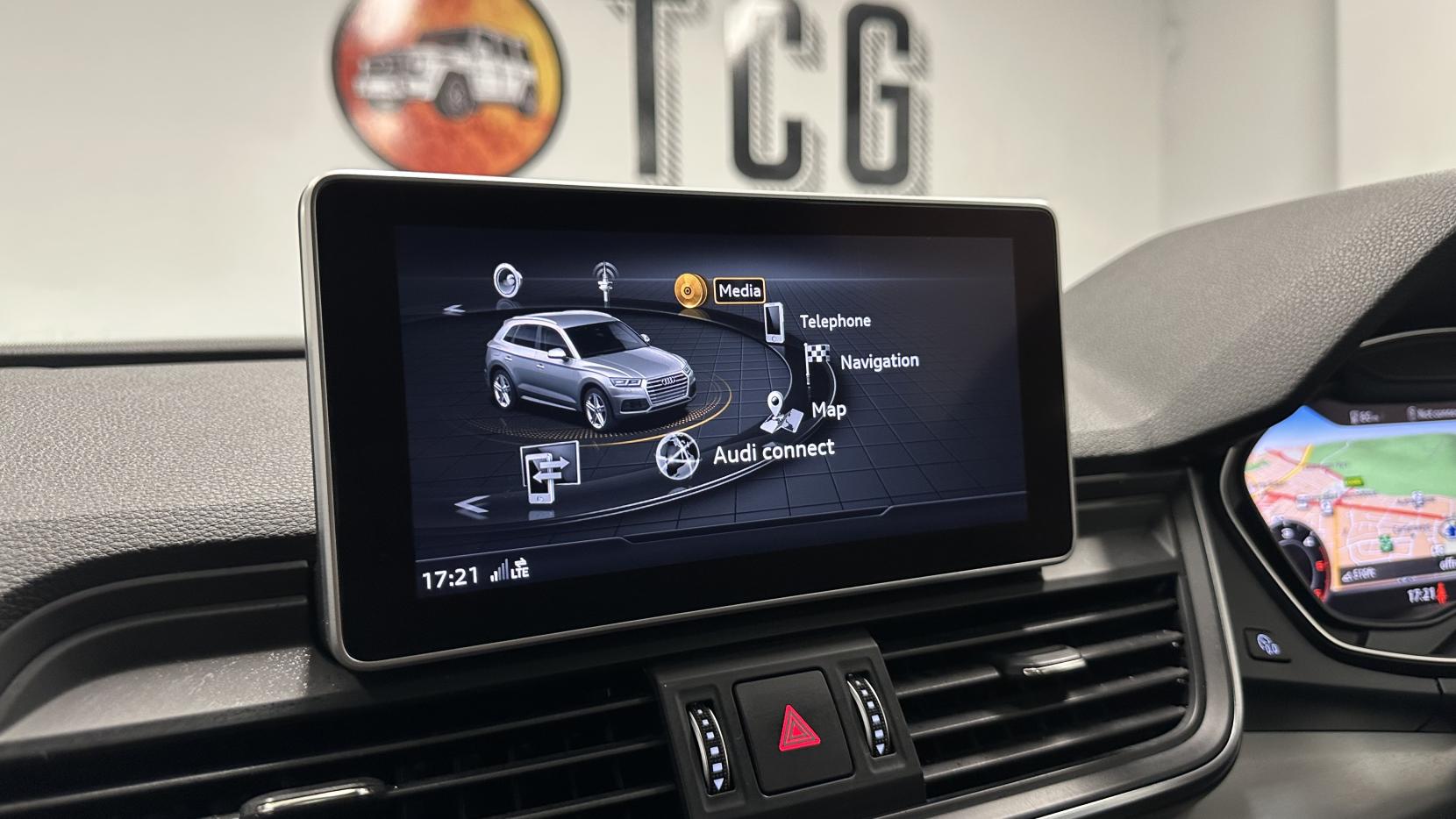 Audi Q5 2.0 TDI S line SUV 5dr Diesel S Tronic quattro Euro 6 (s/s) (190 ps)