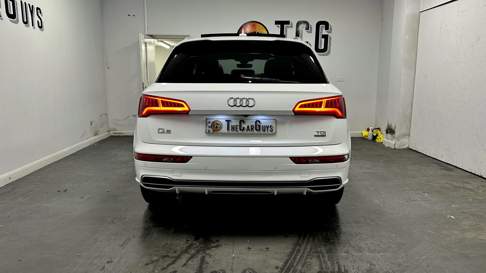 Audi Q5 2.0 TDI S line SUV 5dr Diesel S Tronic quattro Euro 6 (s/s) (190 ps)