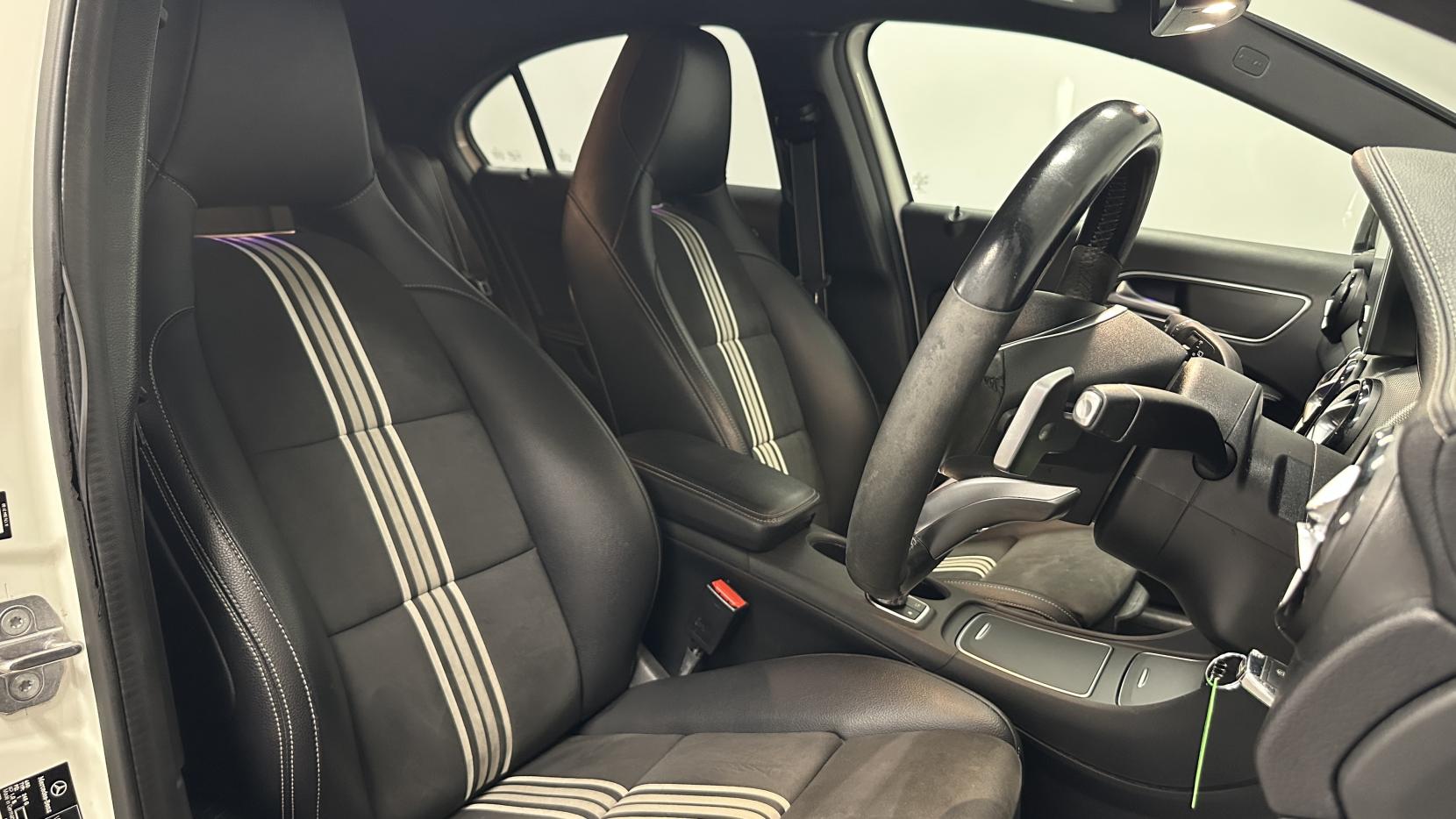 Mercedes-Benz A Class 1.6 A200 WhiteArt Hatchback 5dr Petrol 7G-DCT Euro 6 (s/s) (156 ps)