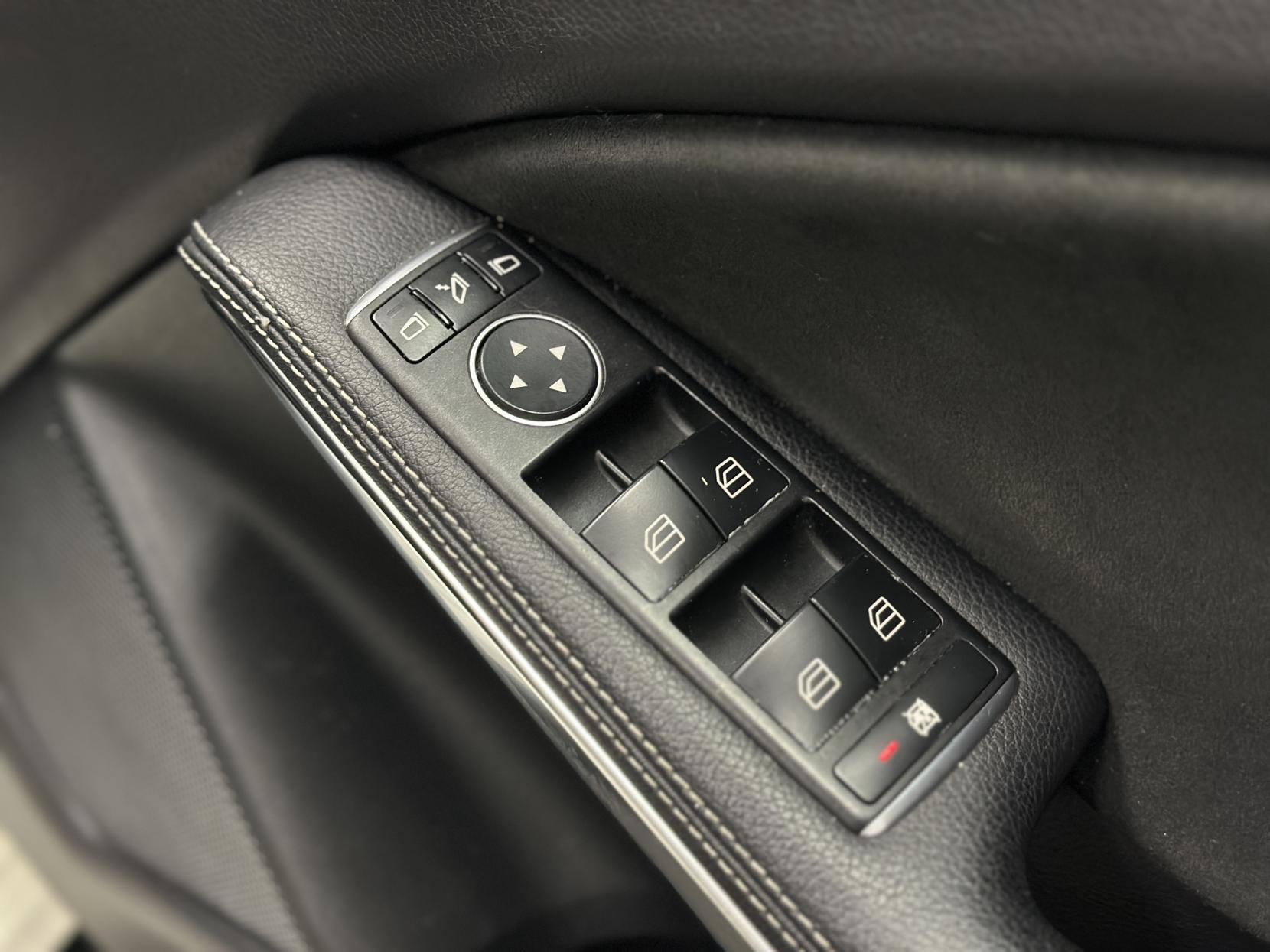 Mercedes-Benz A Class 1.6 A200 WhiteArt Hatchback 5dr Petrol 7G-DCT Euro 6 (s/s) (156 ps)