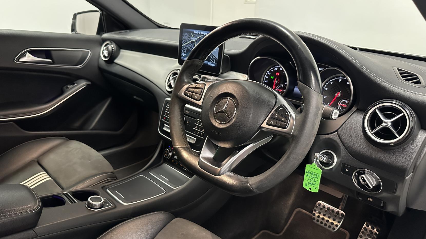 Mercedes-Benz A Class 1.6 A200 WhiteArt Hatchback 5dr Petrol 7G-DCT Euro 6 (s/s) (156 ps)