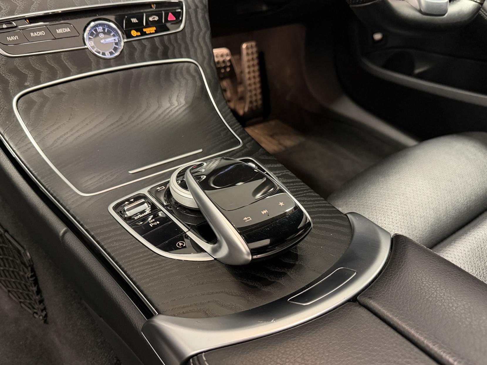 Mercedes-Benz C Class 2.1 C250d AMG Line (Premium Plus) Saloon 4dr Diesel G-Tronic+ Euro 6 (s/s) (204 ps)