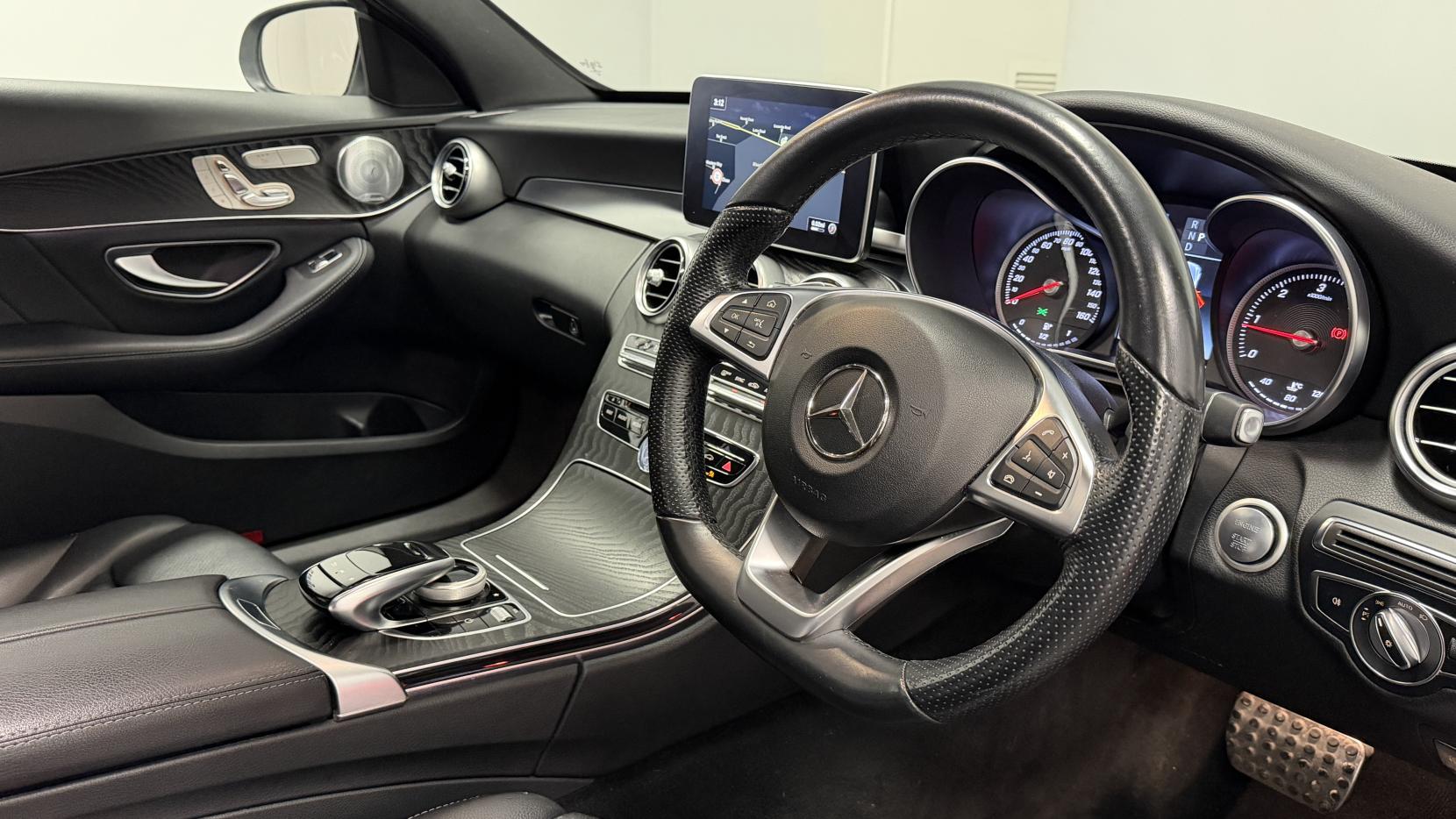 Mercedes-Benz C Class 2.1 C250d AMG Line (Premium Plus) Saloon 4dr Diesel G-Tronic+ Euro 6 (s/s) (204 ps)