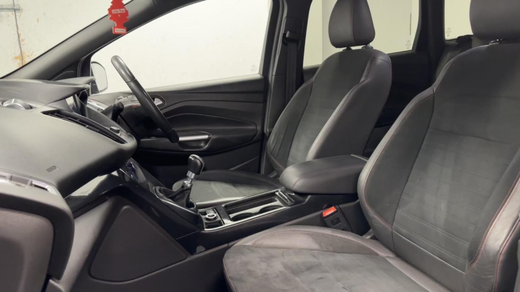 Ford Kuga 1.5T EcoBoost GPF ST-Line SUV 5dr Petrol Manual Euro 6 (s/s) (150 ps)