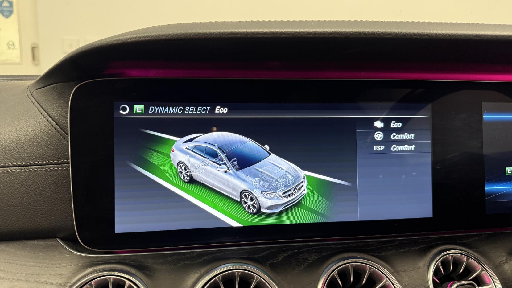 Mercedes-Benz E Class 2.0 E220d AMG Line (Premium Plus) Coupe 2dr Diesel G-Tronic+ Euro 6 (s/s) (194 ps)