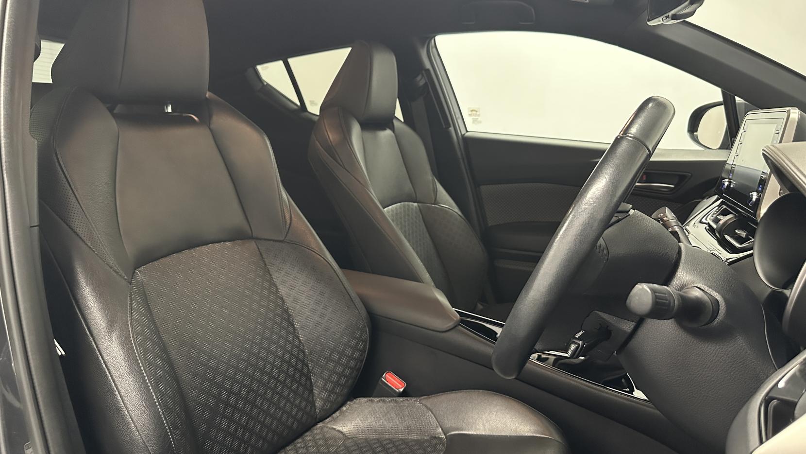 Toyota C-HR 1.8 VVT-h Excel SUV 5dr Petrol Hybrid CVT Euro 6 (s/s) (122 ps)