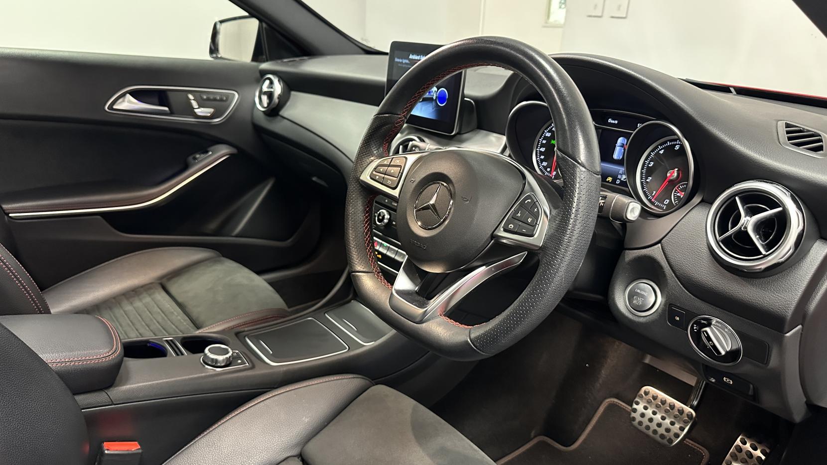 Mercedes-Benz GLA 1.6 GLA200 AMG Line Edition (Plus) SUV 5dr Petrol 7G-DCT Euro 6 (s/s) (156 ps)