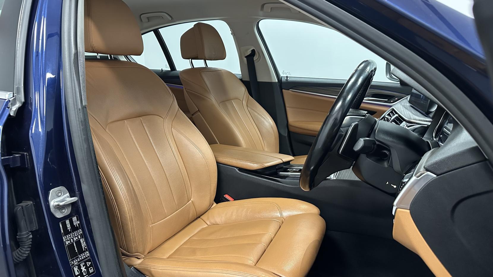 BMW 5 Series 3.0 540i SE Saloon 4dr Petrol Auto xDrive Euro 6 (s/s) (340 ps)