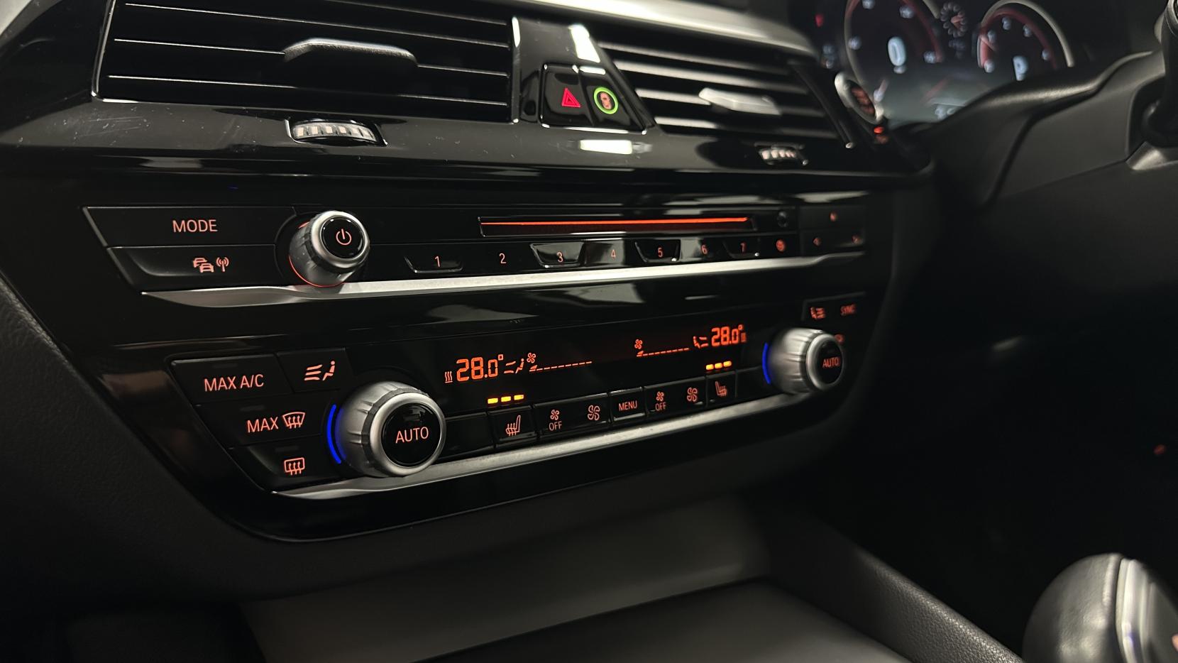 BMW 5 Series 2.0 520d SE Saloon 4dr Diesel Auto Euro 6 (s/s) (190 ps)