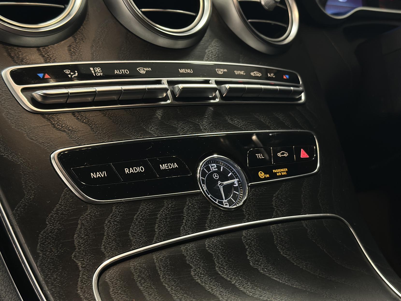 Mercedes-Benz C Class 2.0 C300 AMG Line Saloon 4dr Petrol G-Tronic+ Euro 6 (s/s) (258 ps)