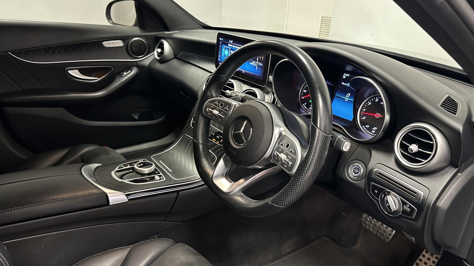 Mercedes-Benz C Class 2.0 C300 AMG Line Saloon 4dr Petrol G-Tronic+ Euro 6 (s/s) (258 ps)