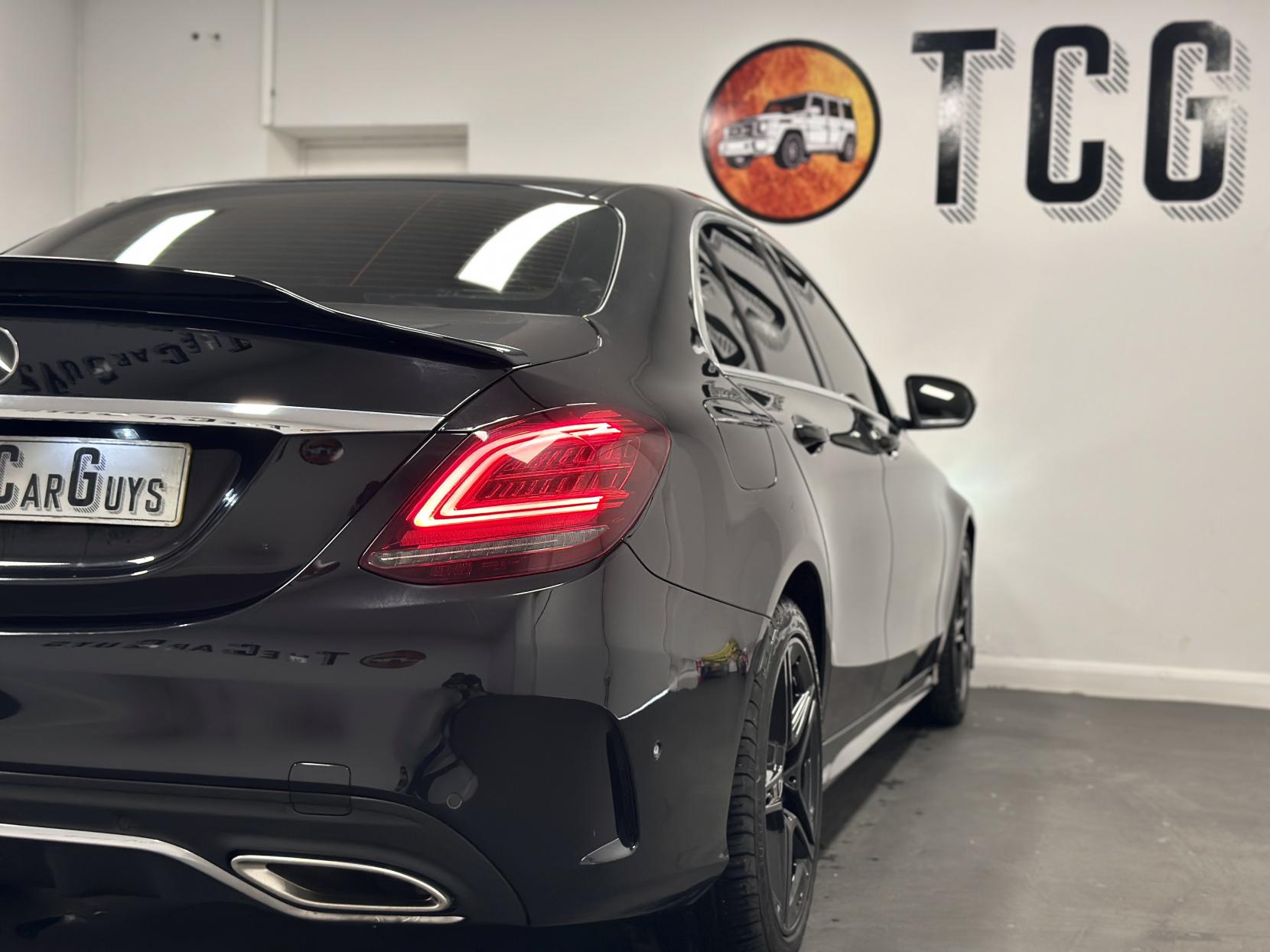 Mercedes-Benz C Class 2.0 C300 AMG Line Saloon 4dr Petrol G-Tronic+ Euro 6 (s/s) (258 ps)