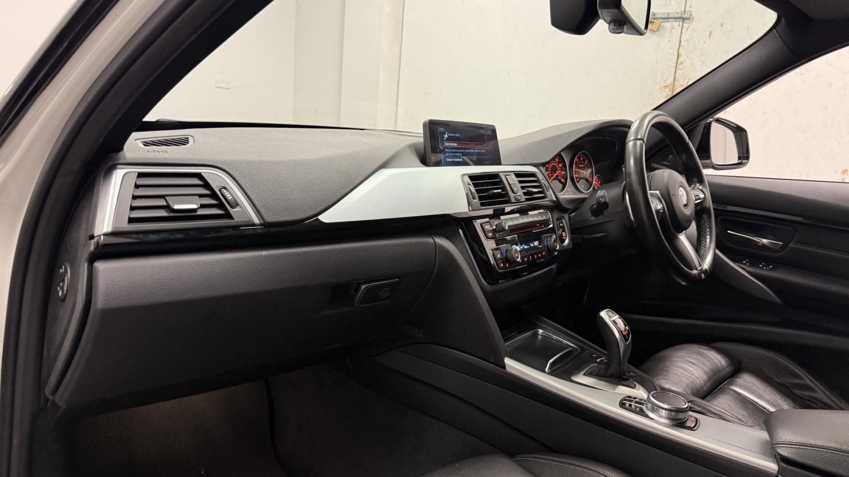 BMW 3 Series 3.0 330d M Sport Saloon 4dr Diesel Auto Euro 6 (s/s) (258 ps)