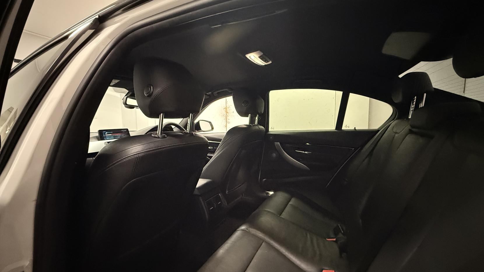 BMW 3 Series 3.0 330d M Sport Saloon 4dr Diesel Auto Euro 6 (s/s) (258 ps)