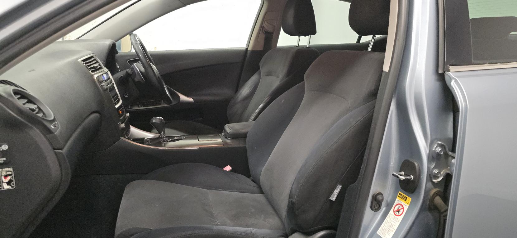 Lexus IS 2.5 250 Sport Saloon 4dr Petrol Automatic (214 g/km, 204 bhp)