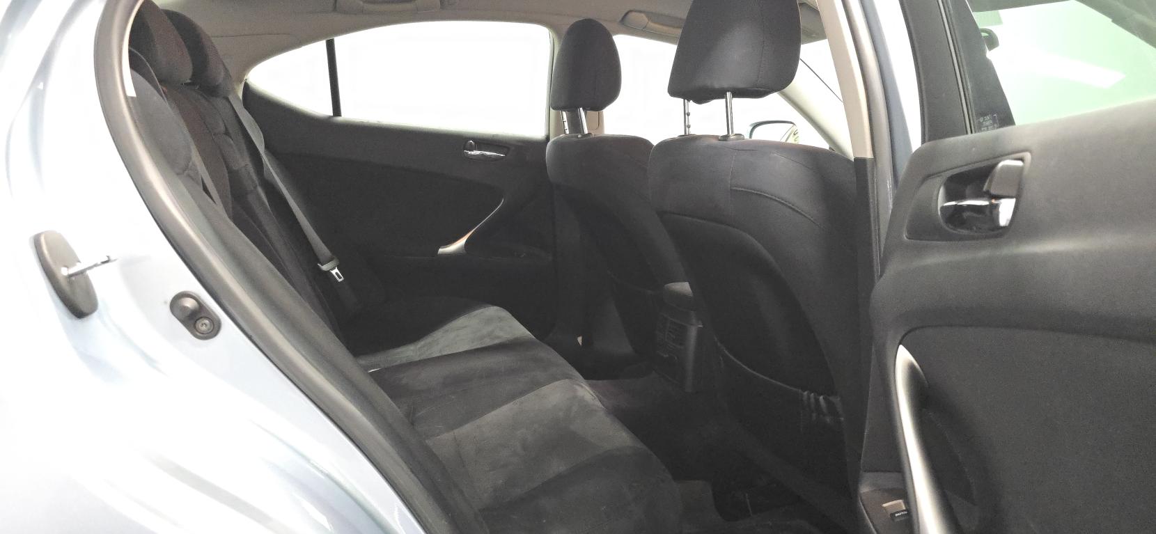 Lexus IS 2.5 250 Sport Saloon 4dr Petrol Automatic (214 g/km, 204 bhp)