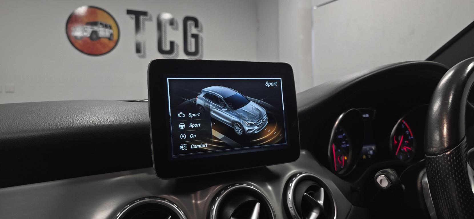 Mercedes-Benz GLA 2.1 GLA220d AMG Line (Premium Plus) SUV 5dr Diesel 7G-DCT 4MATIC Euro 6 (s/s) (177 ps)