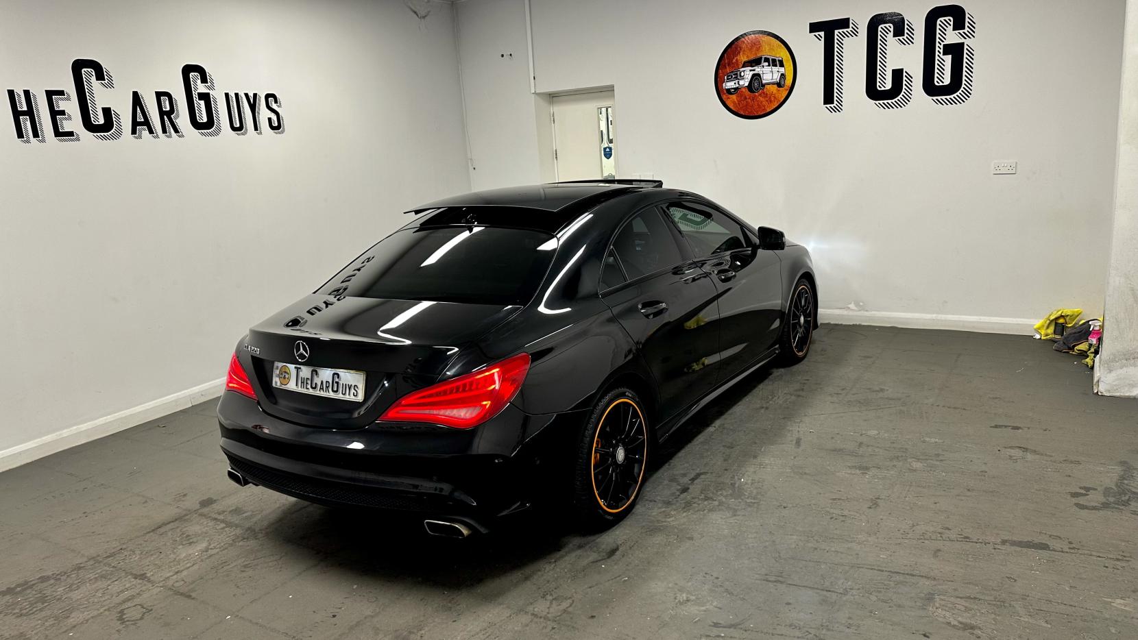Mercedes-Benz CLA 2.1 CLA220d OrangeArt Coupe 4dr Diesel 7G-DCT Euro 6 (s/s) (177 ps)