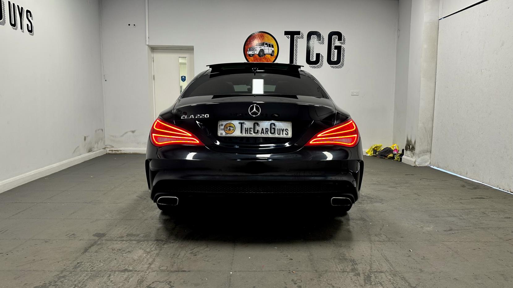 Mercedes-Benz CLA 2.1 CLA220d OrangeArt Coupe 4dr Diesel 7G-DCT Euro 6 (s/s) (177 ps)