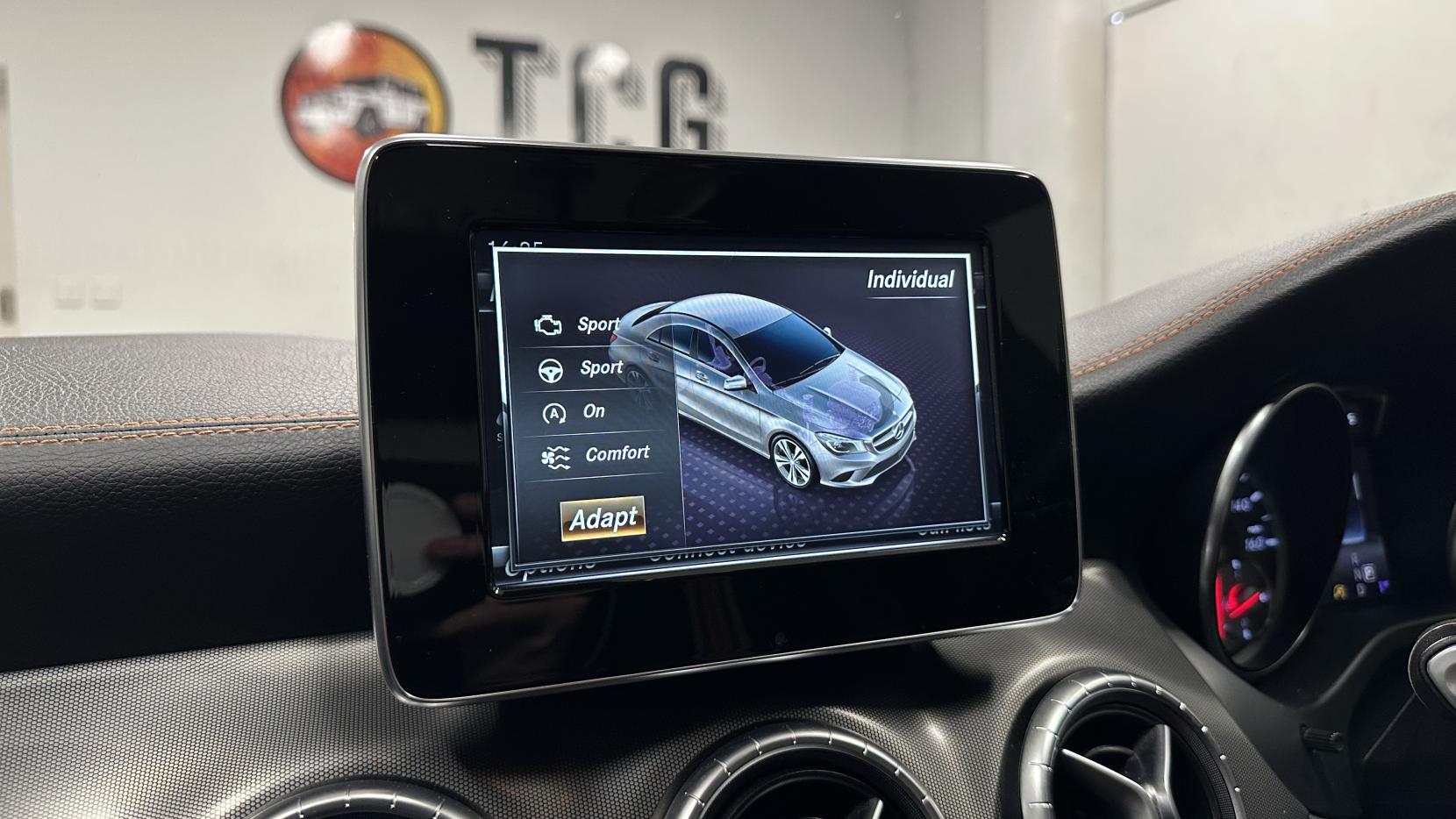 Mercedes-Benz CLA 2.1 CLA220d OrangeArt Coupe 4dr Diesel 7G-DCT Euro 6 (s/s) (177 ps)