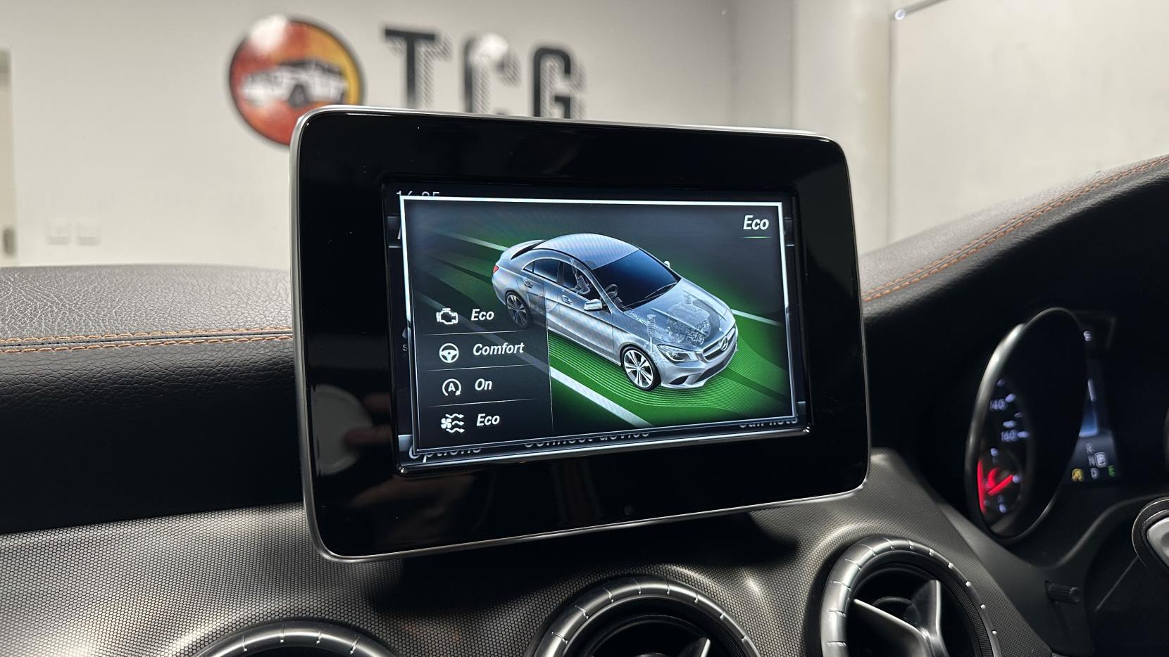 Mercedes-Benz CLA 2.1 CLA220d OrangeArt Coupe 4dr Diesel 7G-DCT Euro 6 (s/s) (177 ps)