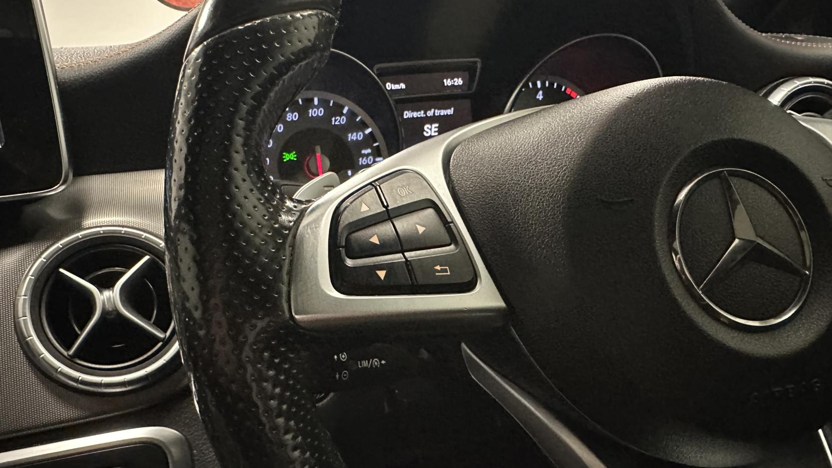 Mercedes-Benz CLA 2.1 CLA220d OrangeArt Coupe 4dr Diesel 7G-DCT Euro 6 (s/s) (177 ps)