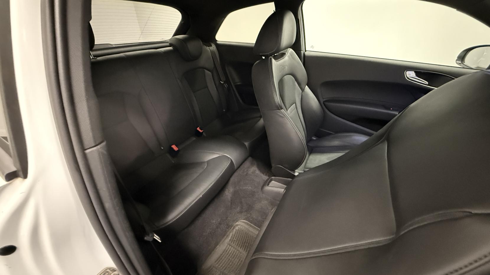 Audi A1 1.4 TFSI S line Hatchback 3dr Petrol Manual Euro 5 (s/s) (122 ps)
