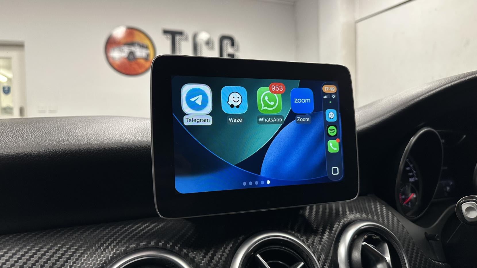 Mercedes-Benz A Class 2.1 A200d AMG Line (Premium Plus) Hatchback 5dr Diesel 7G-DCT Euro 6 (s/s) (136 ps)