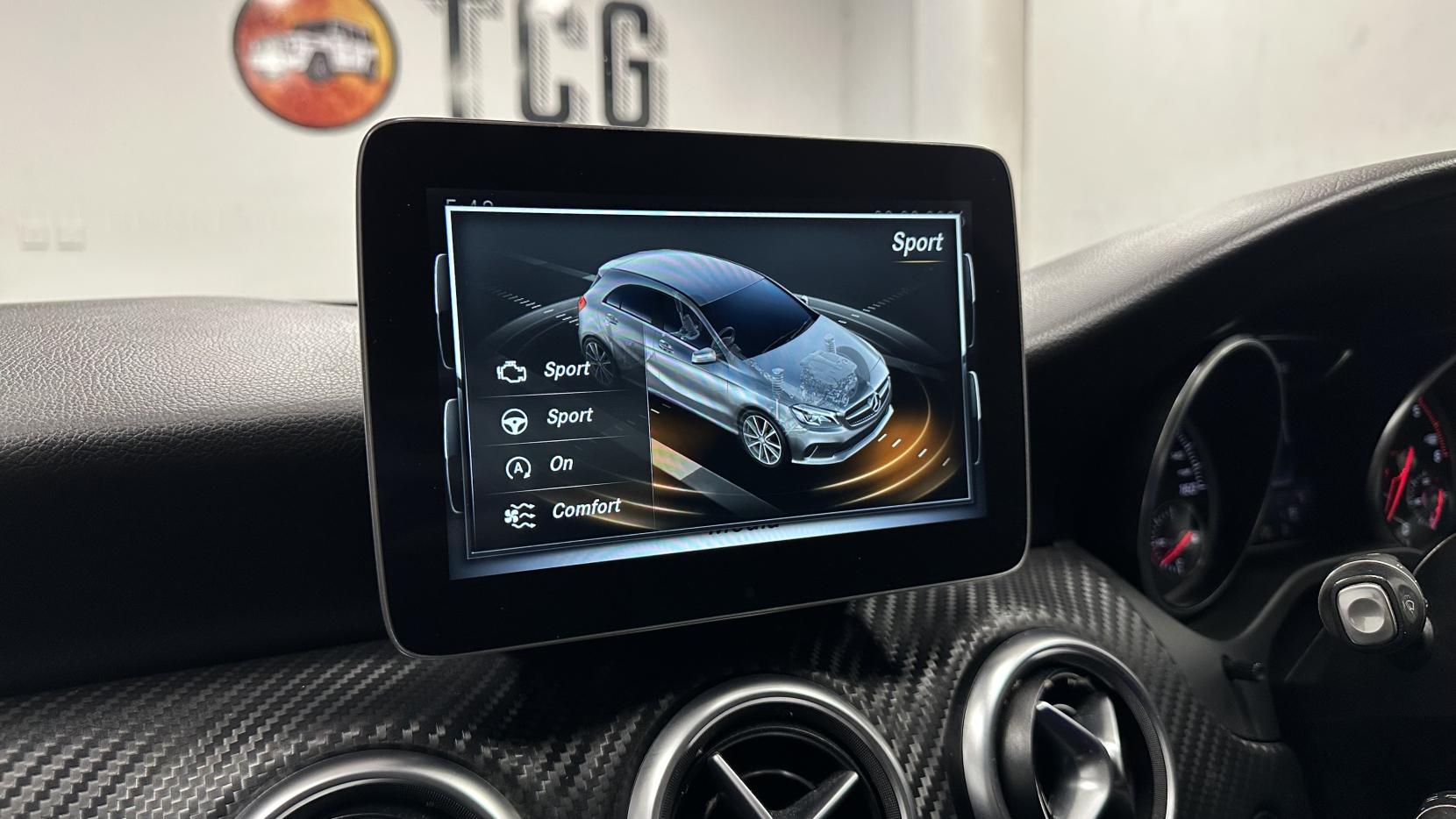 Mercedes-Benz A Class 2.1 A200d AMG Line (Premium Plus) Hatchback 5dr Diesel 7G-DCT Euro 6 (s/s) (136 ps)