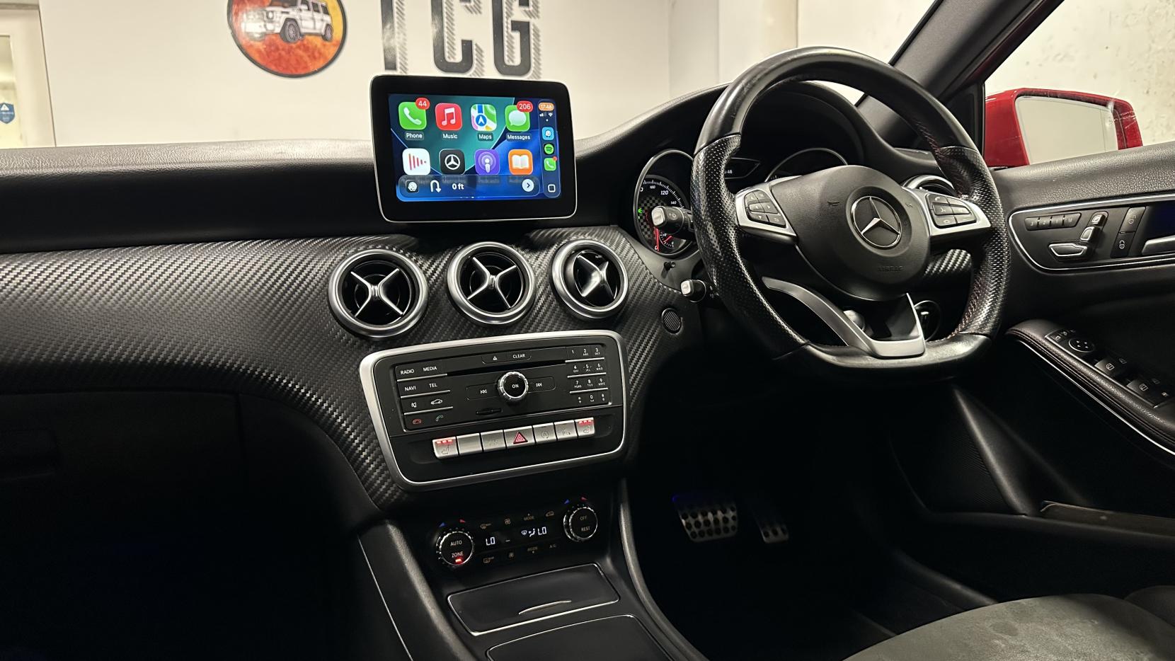 Mercedes-Benz A Class 2.1 A200d AMG Line (Premium Plus) Hatchback 5dr Diesel 7G-DCT Euro 6 (s/s) (136 ps)