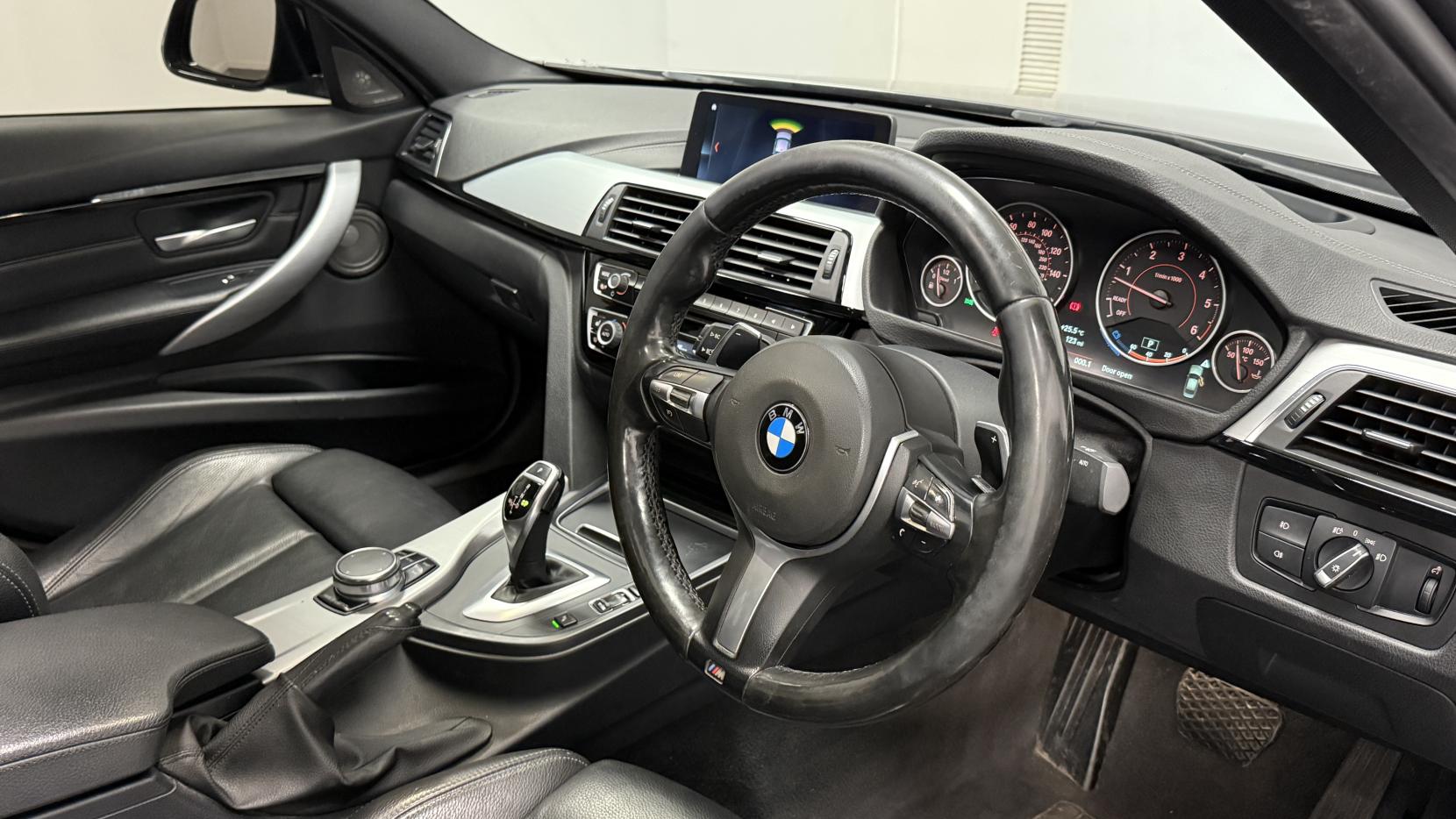 BMW 3 Series 3.0 335d M Sport Shadow Edition Saloon 4dr Diesel Auto xDrive Euro 6 (s/s) (313 ps)