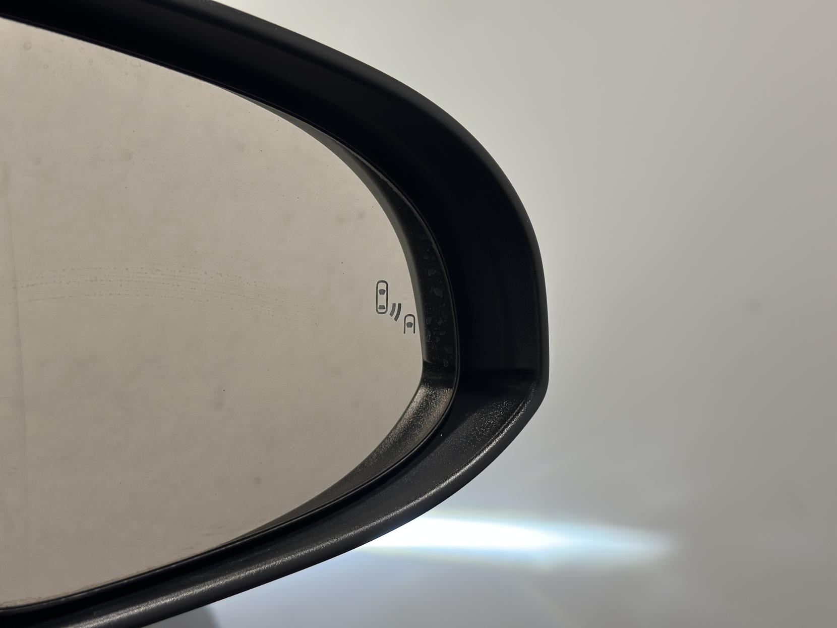 Toyota C-HR 1.8 VVT-h Excel SUV 5dr Petrol Hybrid CVT Euro 6 (s/s) (122 ps)