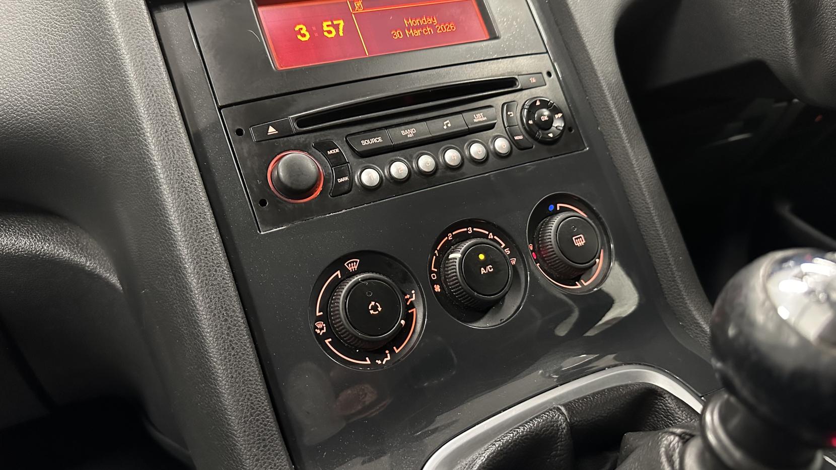 Peugeot 5008 1.6 BlueHDi Active MPV 5dr Diesel Manual Euro 6 (s/s) (120 ps)