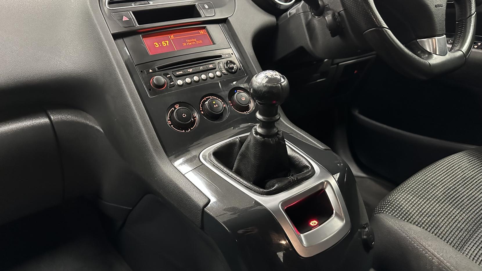 Peugeot 5008 1.6 BlueHDi Active MPV 5dr Diesel Manual Euro 6 (s/s) (120 ps)