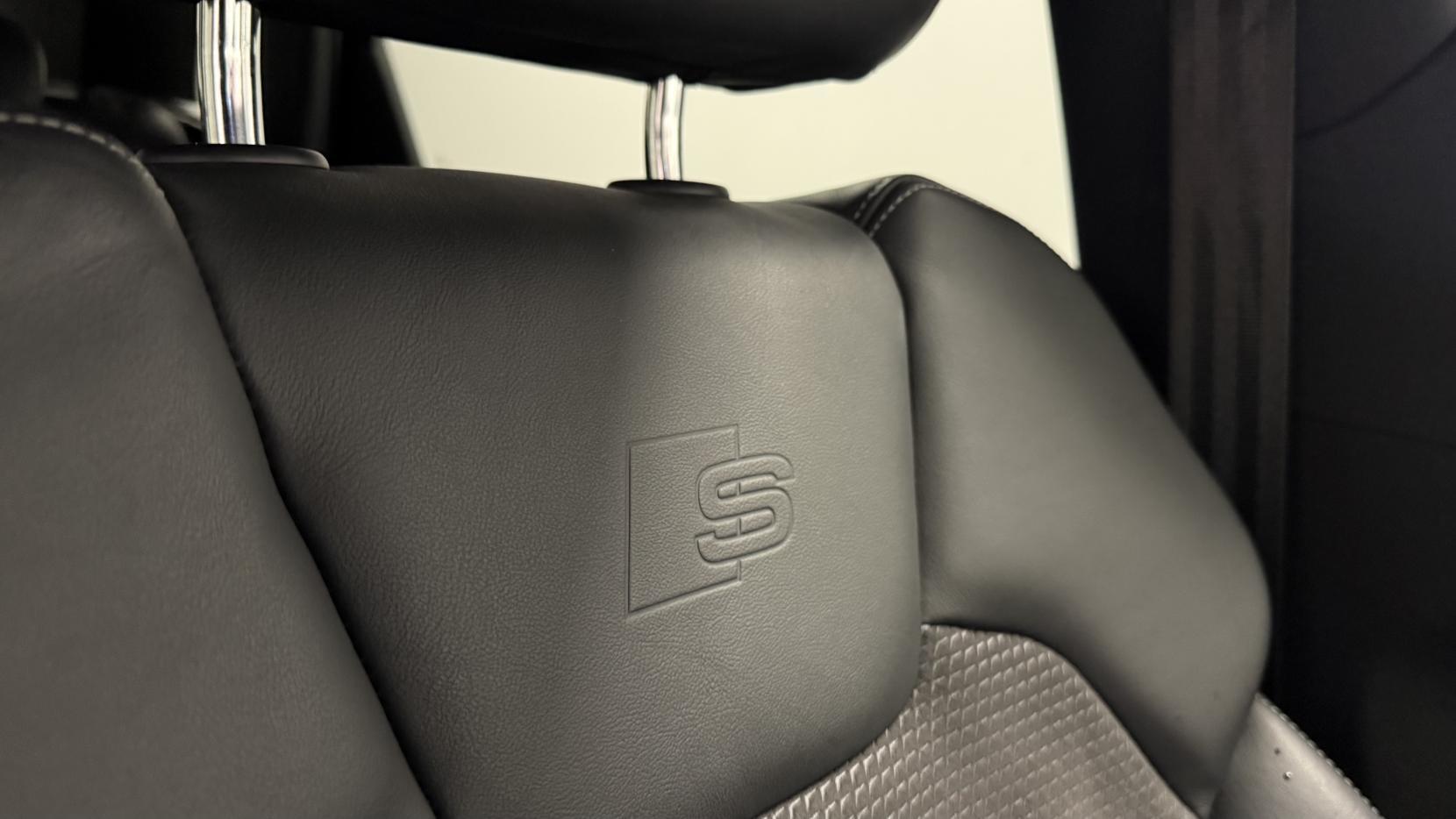 Audi Q5 2.0 TDI S line SUV 5dr Diesel S Tronic quattro Euro 6 (s/s) (190 ps)