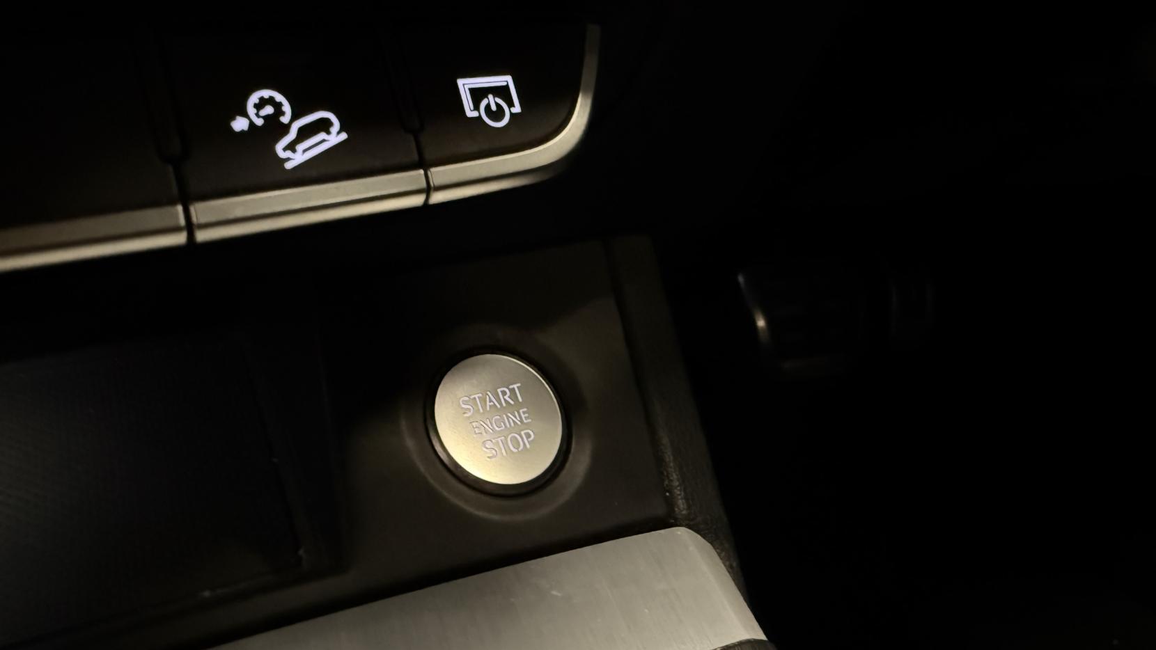 Audi Q5 2.0 TDI S line SUV 5dr Diesel S Tronic quattro Euro 6 (s/s) (190 ps)