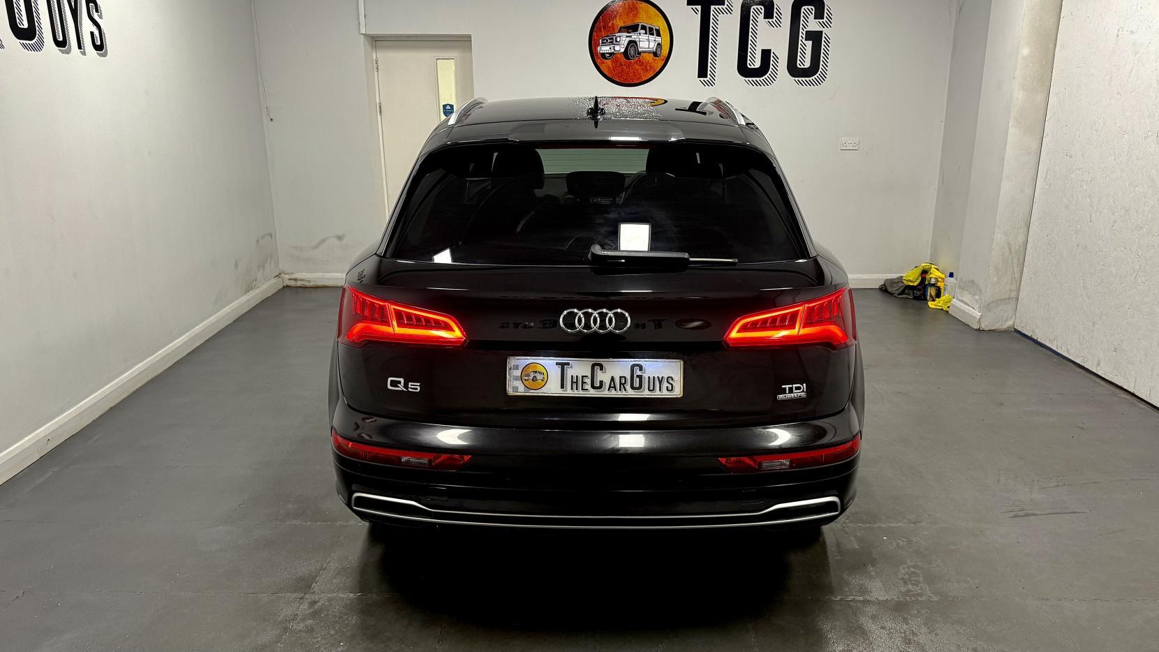 Audi Q5 2.0 TDI S line SUV 5dr Diesel S Tronic quattro Euro 6 (s/s) (190 ps)