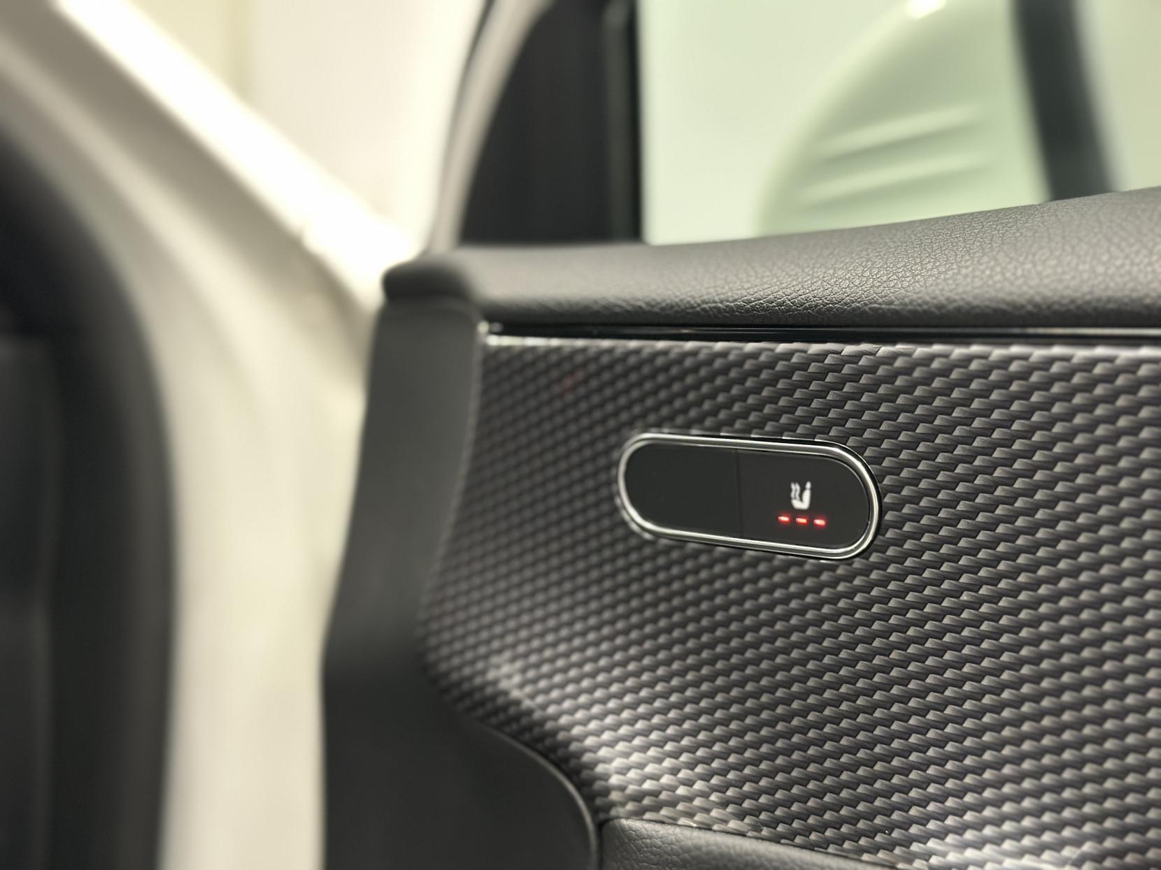 Mercedes-Benz A Class 1.5 A180d Sport (Executive) Hatchback 5dr Diesel 7G-DCT Euro 6 (s/s) (116 ps)