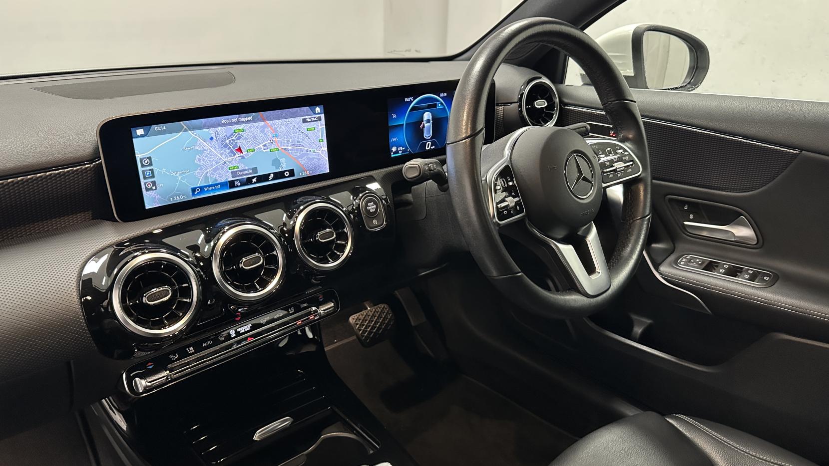 Mercedes-Benz A Class 1.5 A180d Sport (Executive) Hatchback 5dr Diesel 7G-DCT Euro 6 (s/s) (116 ps)